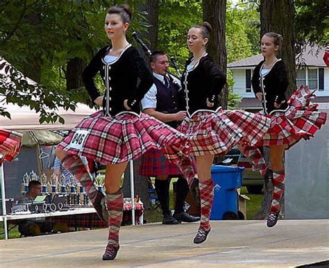 Pin By Valeria On Highland Dancing Highland Dance Scottish Costume