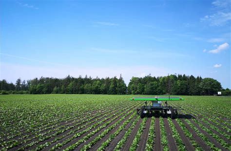 Roboter In Der Landwirtschaft Die Autonome Maschine Ist Auf Dem Vormarsch