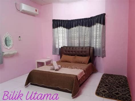 My place is close to the city centre, a convenience store, hospital, hot spa. D' Rening Homestay Kuala Kubu Bharu | Facebook