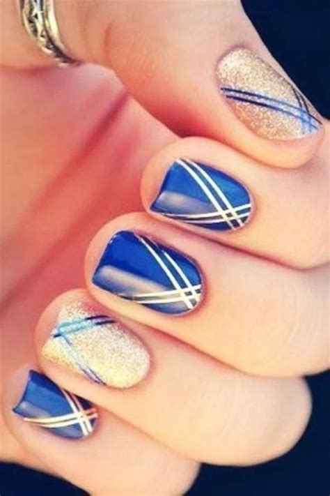 70 Gorgeous Striped Nail Art Designs And Ideas You Need To Try Right