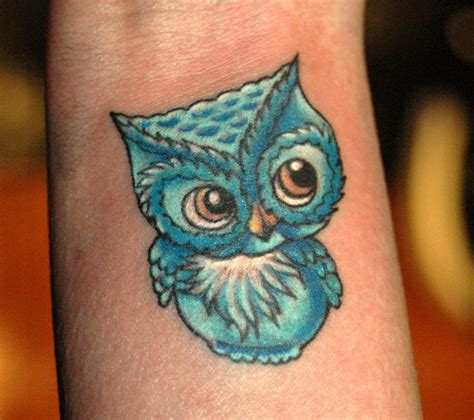 So choose your favorite color and start to ink. Small tattoos | Owl tattoo small, Owl tattoo design, Baby ...