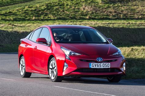 Four Out Of Ten Toyota Cars In The Uk Are Now Hybrids Car Magazine