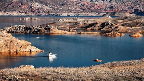 Things To Do At Lake Mead Boating Hiking Camping With Images