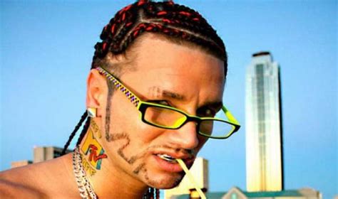 Diplo Signs Riff Raff To Mad Decent