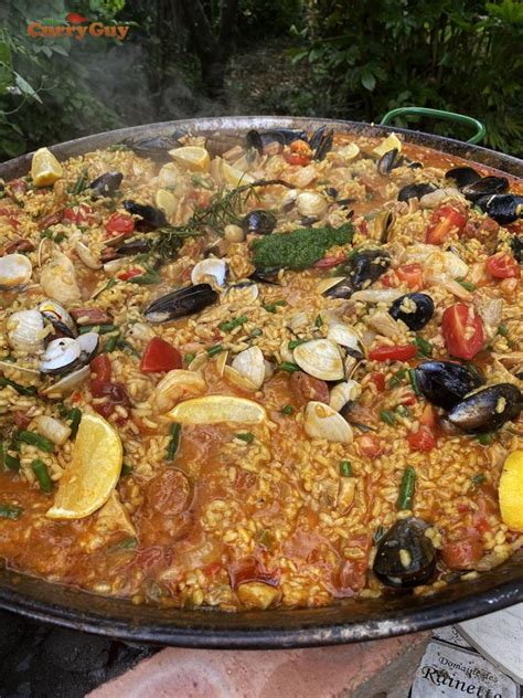 Traditional Paella Recipe Seafood And Meat Paella The Curry Guy