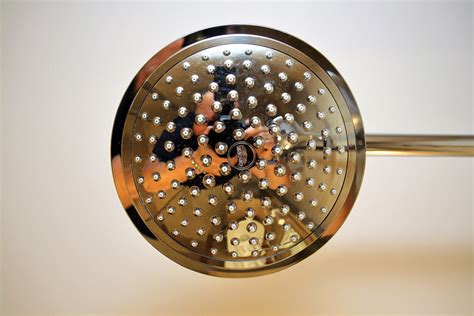 Free shipping on qualified orders. How To Select A Gold Shower Head For Your Bathroom - Odd Culture