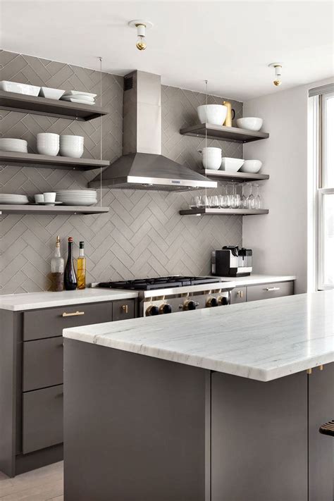 20 Modern Kitchen Backsplash For Gray Cabinets Pimphomee