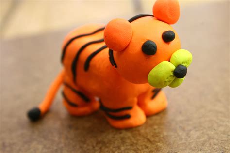 13 Ways To Make A Standing Tiger Out Of Clay Wikihow Clay Projects