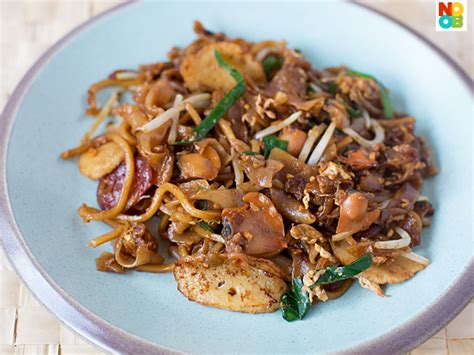 If you like spicy, chilli is the optional char koay teow ingredients. Char Kway Teow Recipe - Noob Cook Recipes