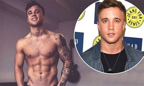 Former X Factor S Sam Callahan Topless In Latest Twitter Post Daily