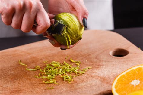 How To Zest A Lime In 4 Easy Ways Plus Tips And Tricks