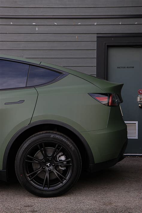 Tesla Model Y Wrap Military Green Satin Black Wheels Twiisted Wrap