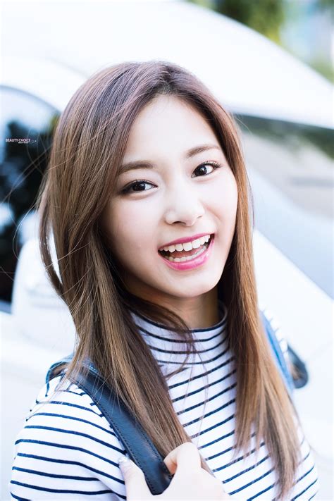 Tzuyu is so beautiful #twice | tzuyu | Pinterest | Kpop ...