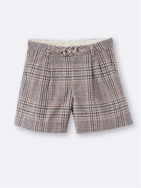 Épinglé Par Elli Vrandes Sur W21 22 Shorts Short En Velours