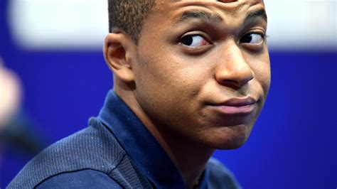 From his wife or girlfriend to things such as his tattoos since you've been viewing this page, kylian mbappé has earned. Kylian Mbappé: el delantero francés que puso al futbol de ...