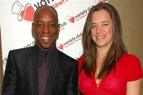 Who Is Ian Wrights Wife Nancy Hallam Children Height Football Married
