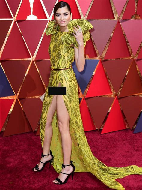 Wardrobe Malfunction Oscars 2024 Stefa Pierrette