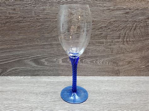 Vintage Cobalt Blue Wine Glass Spiral Optic Twisted Stem Place Etsy Blue Wine Glass Etched