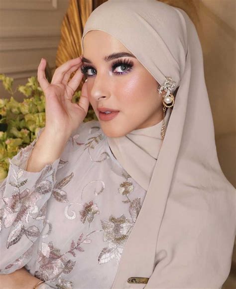 Discover our virtual makeover & online makeup application tools to help you find your best makeup products. 10 Make Up Look Tasya Farasya saat Pakai Hijab, Bisa ...