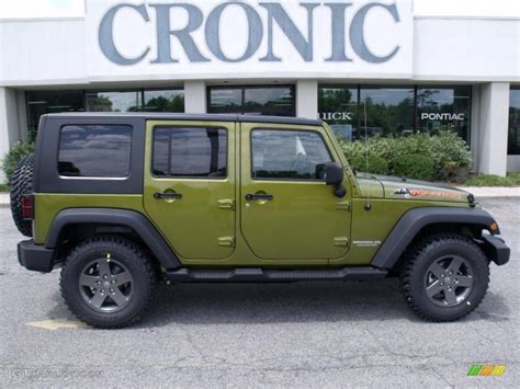 Commando green 2013 wrangler paint code (pgh). 2010 Rescue Green Metallic Jeep Wrangler Unlimited ...