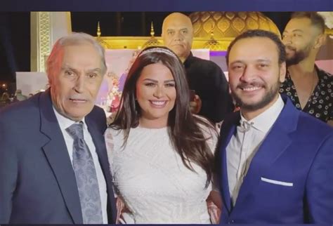 هنادي مهنا بطلة مسلسل زلزال فنانة وممثلة مصرية عرفت من خلال الدراما التلفزيونية والسينما ، تعرف على هنادي مهنا العمر والنشأة والزواج، ما هو أهم أعمال هنادي مهنا. من هي هنادي مهنا السيرة الذاتية - فهرس