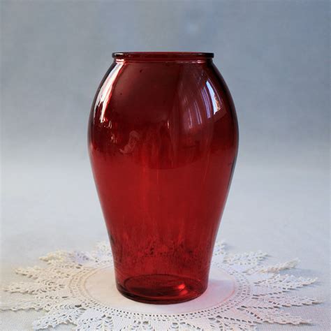 Vintage Red Vase Vintage Glass Vase Vintage Vase Etsy Canada Christmas Vases Red Vases Red