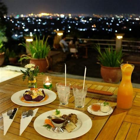 Tentu saja banyak sekali tempat makan malam di bandung yang menarik untuk dikunjungi, dan anda bisa dengan mudah untuk. Kafe di Semarang yang Paling Seru untuk Rayakan Malam ...