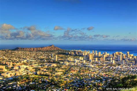 象徴的なホノルルのスカイライン ハワイの写真