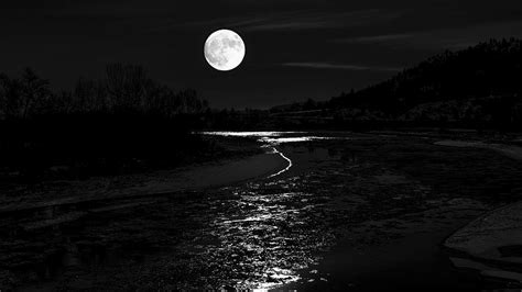 Full Moon Rising Over The Yellowstone River Photograph By Tracie