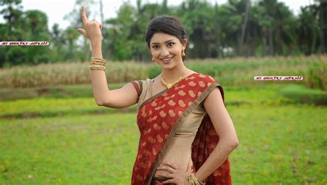 My Country Actress Tanvi Vyas Hot In Langa Voni Hd Photos