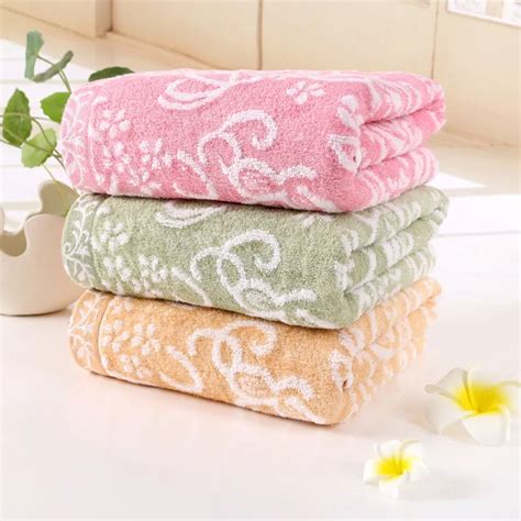 Buy Practical Absorbent Bath Towel Flower Pattern Soft