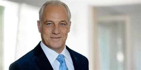 Wann aktien verkaufen oder halten? ME Fonds: 8 Indikatoren, wann Sie Aktien verkaufen sollten