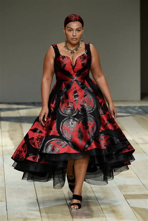 Paloma Elsesser on Bringing Size-Inclusivity to the Global Runway ...