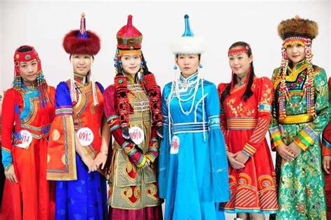Models Present Creations During The National Costume Festival Of Mongolia In Hulun Buir North