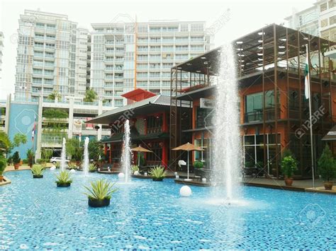 Ara damansara medical centre is a tertiary hospital with an array of specialties as well as centres of excellence in brain, heart, spine& joints. Oasis Capital|Oasis Square|Ara Damansara | Office Space ...