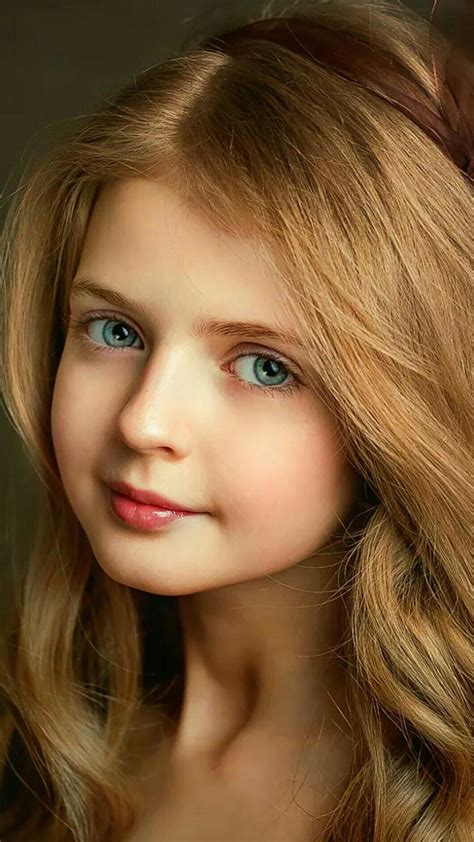 Pin By Ijopeni On Adorable Children Beautiful Little Girls Beautiful
