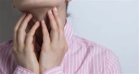 Thyromegaly Or Endemic Goiter Goiter Causes Symptoms Treatment