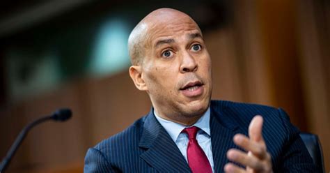 Is Cory Booker Ok New Jersey Senator Had To Hide In Hotel Stairwell As Israel Was Attacked Meaww