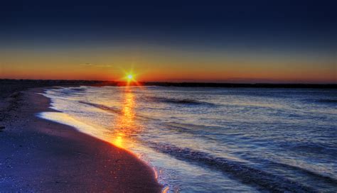 Filesunrise On The Beach Wikimedia Commons