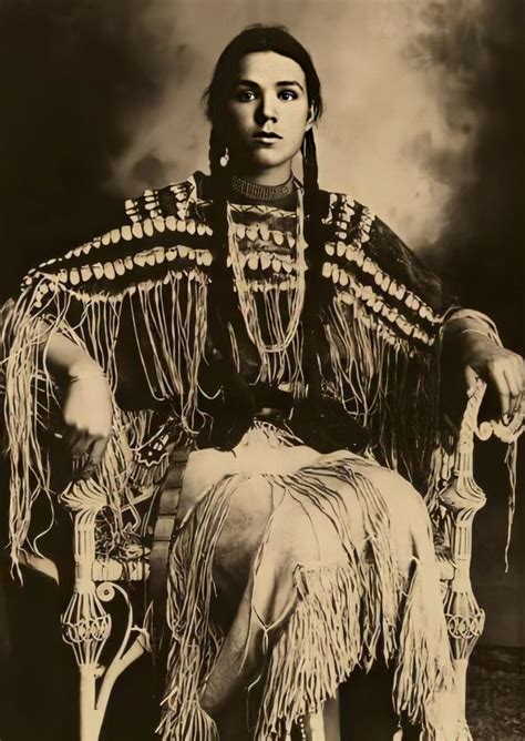 Cheyenne Woman 1892 In 2020 Native American Women Native American Chief Native American Indians
