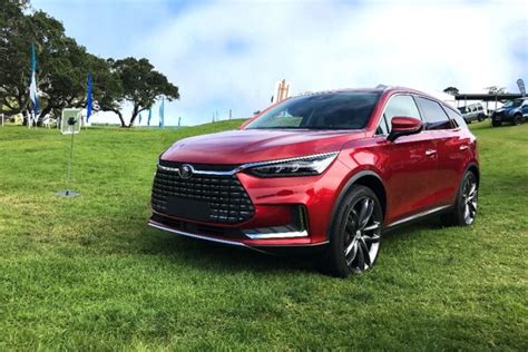 The vehicle is the second model of byd's dynasty series passenger vehicles, and gets its name from the tang dynasty, the most prosperous of all the great chinese dynasties. El BYD Tang EV se presenta en Pebble Beach - MotorMundial