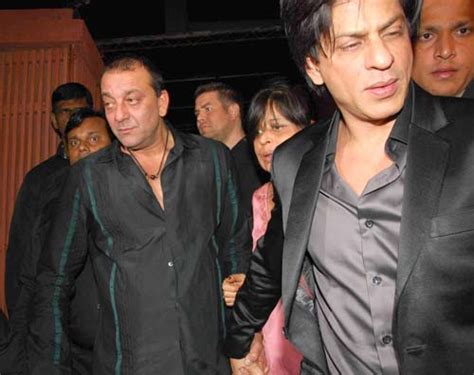 See Sanjay Dutt And Shahrukh Khan Bonding In These Flashback Pictures Filmibeat