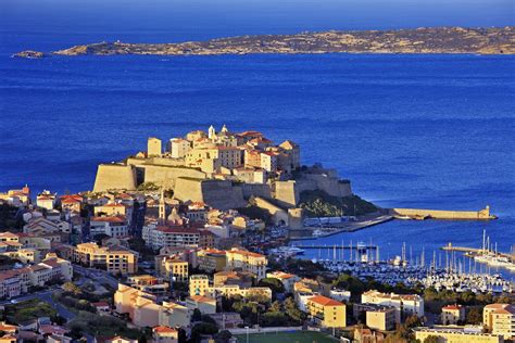 Calvi En Corse Où Partir En Août Nos Meilleures Destinations Pour