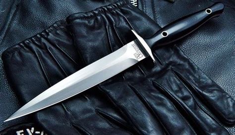 Vehement Knives Combat Dagger Gen 2 A Balanced Knife With Double