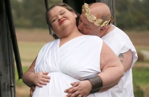 ‘1000 Lb Sisters’ Amy Embraces Chubby Goddess Maternity Photoshoot