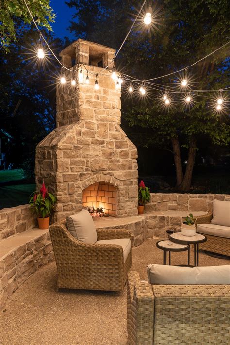 Outdoor Fireplace with Bench Seating (w/ tips from a professional mason!)