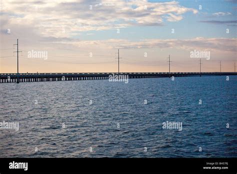 Lake Pontchartrain Causeway New Orleans Hi Res Stock Photography And