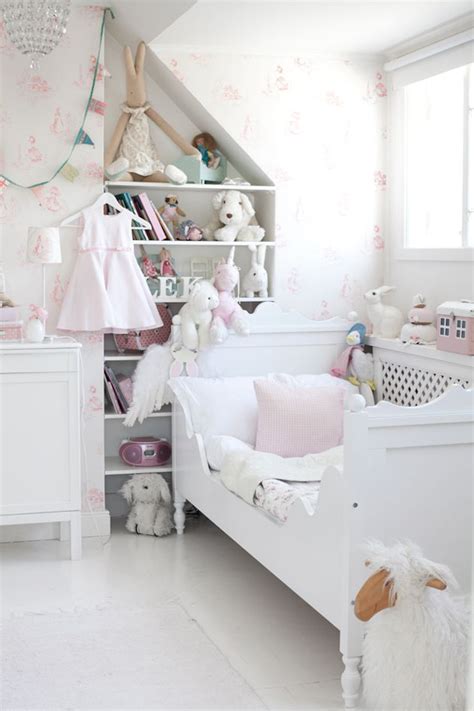 Ultra fancy and romantic shabby chic bed have a nice day. 25 Shabby Chic Kids Room Ideas | HomeMydesign