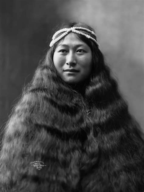 Portrait Of An Inuit Woman In Alaska 1903 Inuit Inuit People