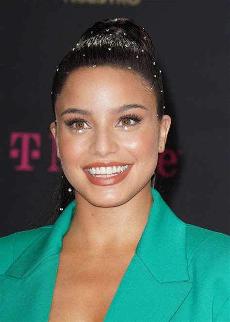 Artista watch the latest video from emilia mernes (@emiliamernes). Emilia Mernes - Premio Lo Nuestro 2020 Awards • CelebMafia